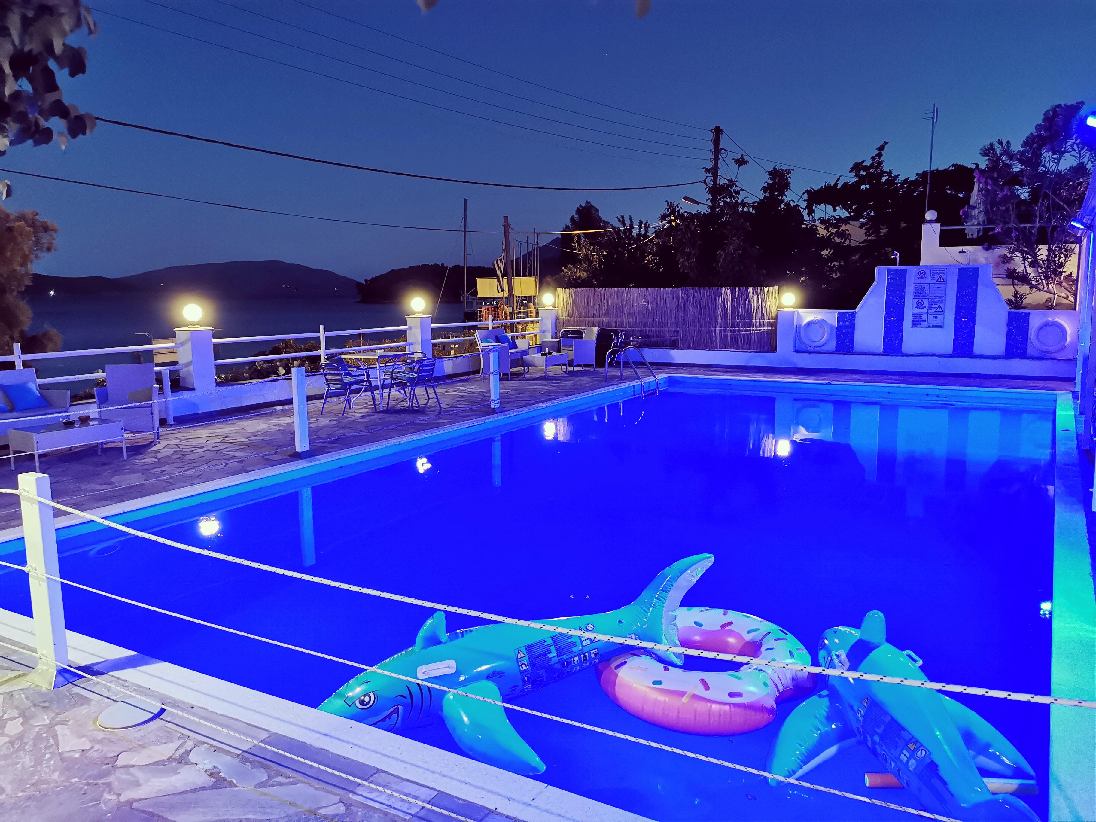 נידרי Tropicana Inn מראה חיצוני תמונה