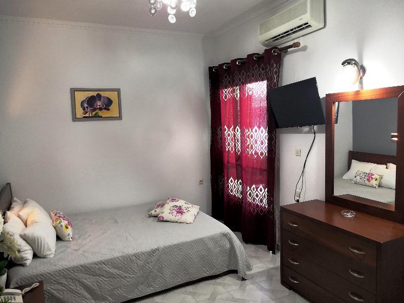 נידרי Tropicana Inn מראה חיצוני תמונה